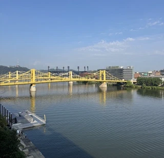Pittsburgh&rsquo;s iconic yellow bridges