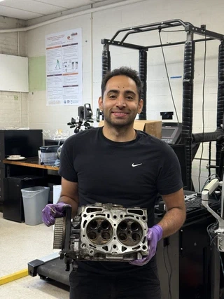 Cylinder head off the engine and in my hands, ready to work on the valves